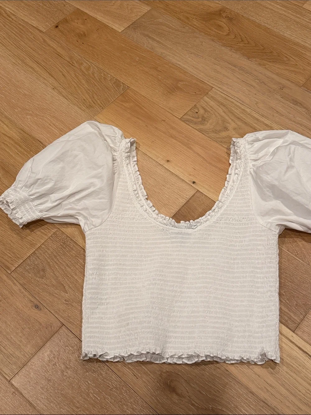 Hill House the aiko white‎ smocked top with puff sleeves large